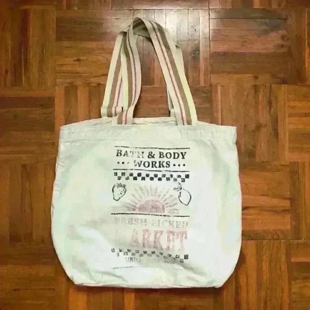 BBW Bath and Body works beige canvas tote with inner pocket